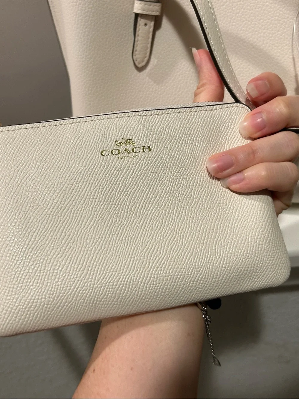 Coach mollie tote bag 25 chalk light saddle
